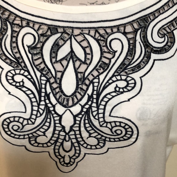 Ann Taylor blouse. Size small. New. - Picture 3 of 7